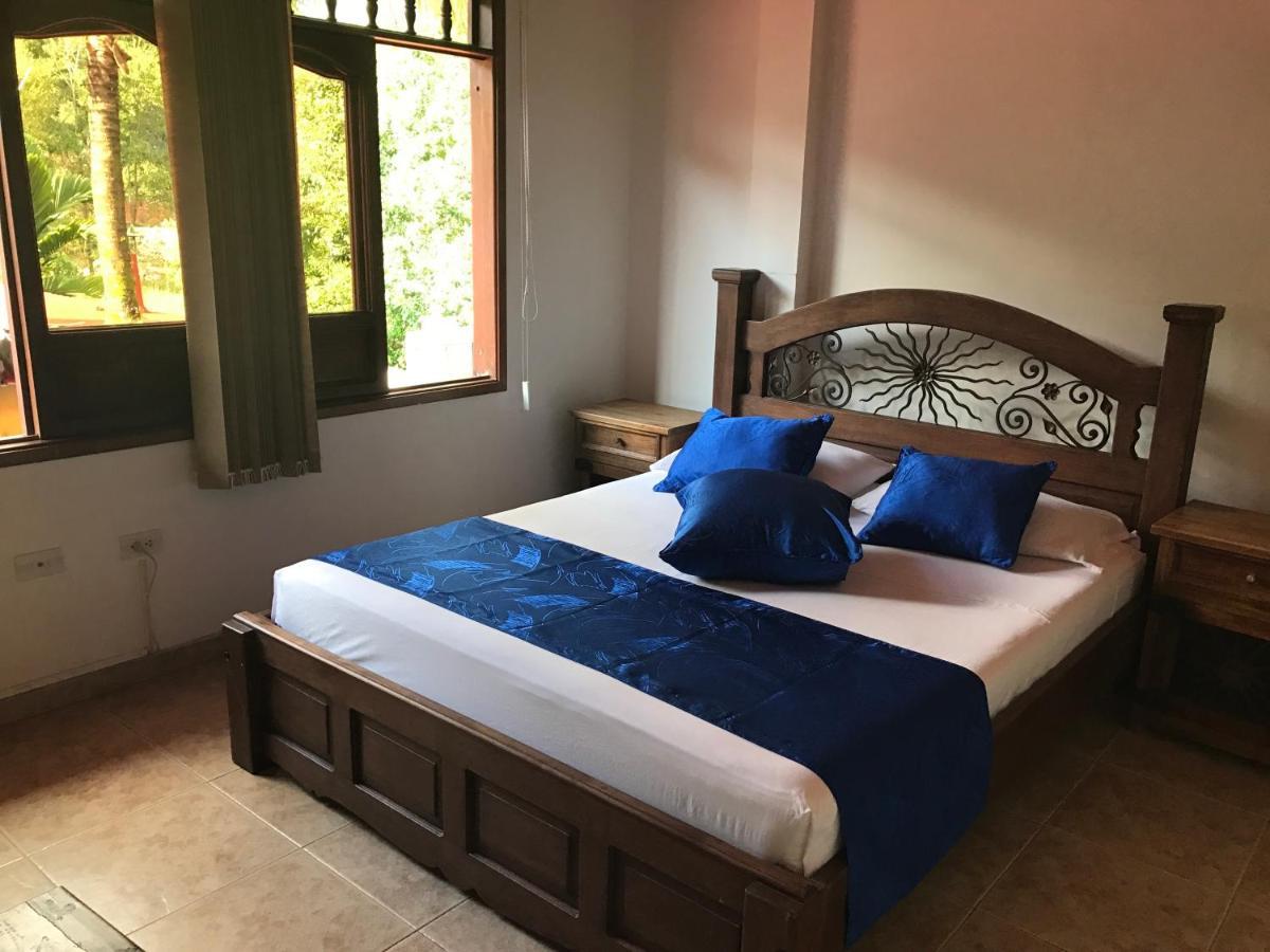 Hotel Casa Baquero El Cairo  Kültér fotó