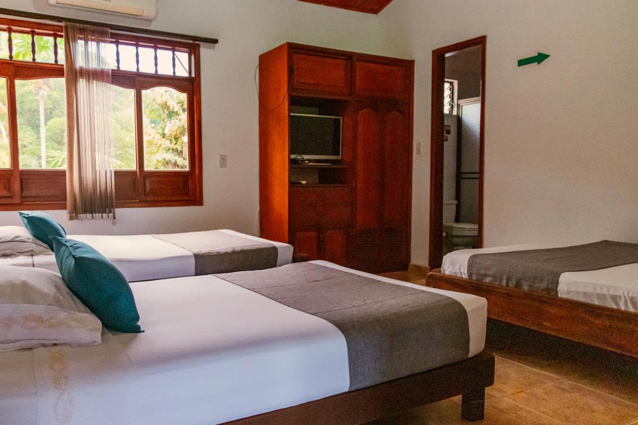 Hotel Casa Baquero El Cairo  Kültér fotó